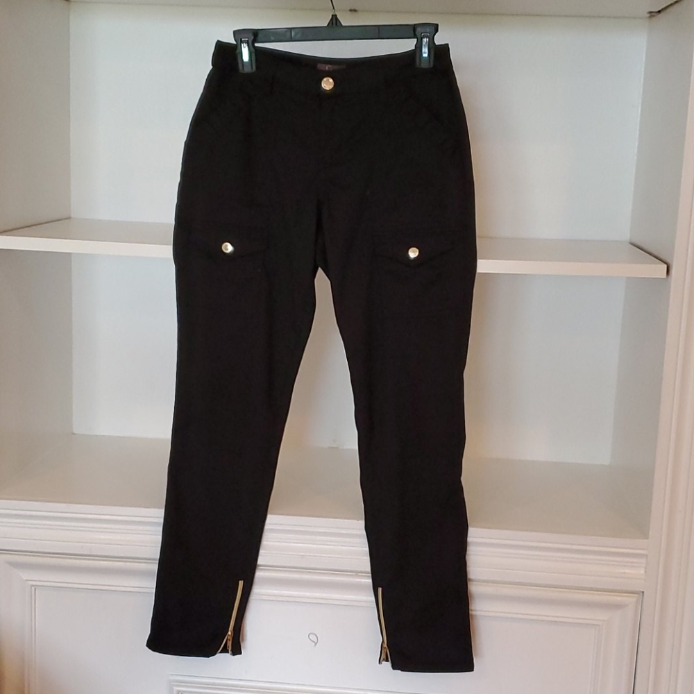 Jaanuu scrub pants
